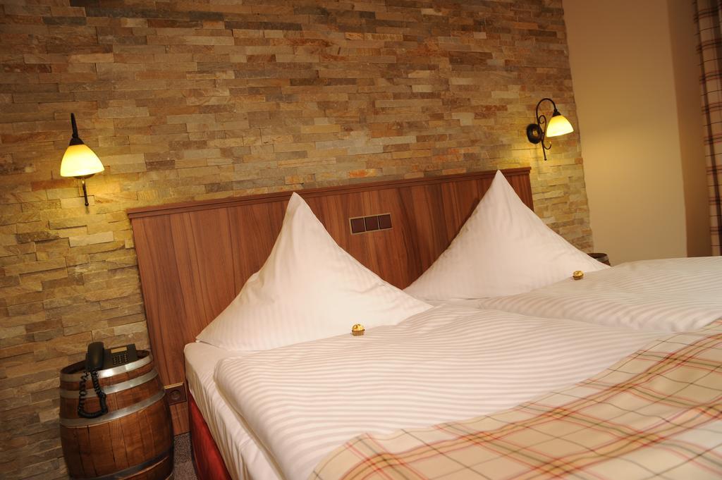 Hotel Lellmann Лёф Экстерьер фото